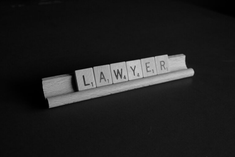 Find the Right Lawyer Faster with Online Directories